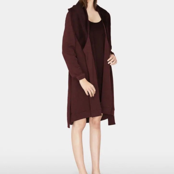 UGG Blanch II Robe In Barely Worn and Gently Laundered Condition Size Small - Picture 11 of 11